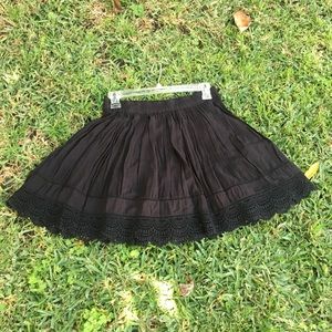 🖤 skirt with lace.
